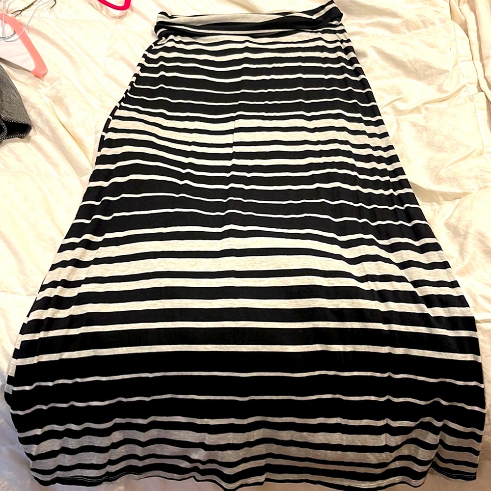 Long stretchy cotton maxi skirt.  Black and gray stripe.  Never worn